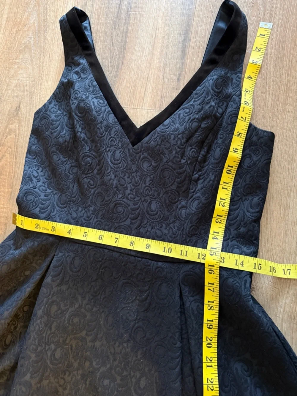 WHBM White House Black Market Black Jaquard Velvet Trim Dress Pinup Goth 8 - Picture 8 of 8